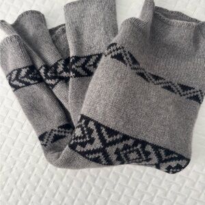 Gray Patterned woman cashmere sweater